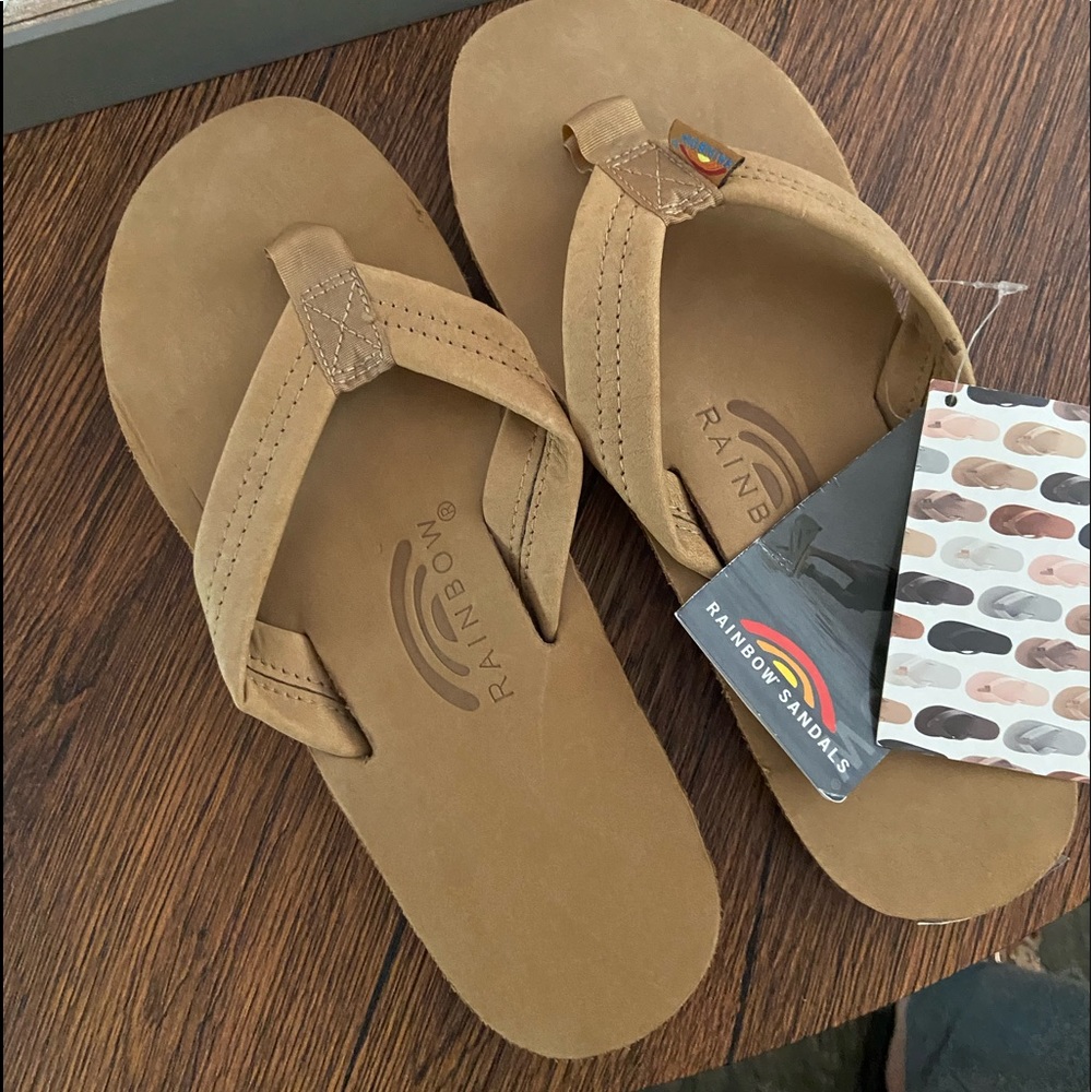Men’s rainbow Flip Flops Size Small (7.-8.5)